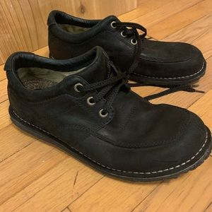 Men’s Simple shoes size 11